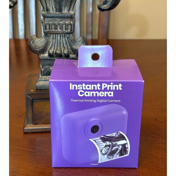 INSTANT PRINT CAMERA - NWT 12MP, 2.4" Screen. Everything you need! - Picture 4 of 10